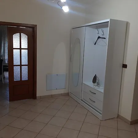 Apartmán Din Paris Gjirokastër